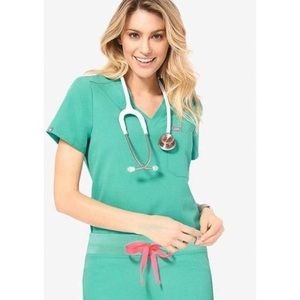FIGS Surgical Green Catarina Top & Zamora Pant Set